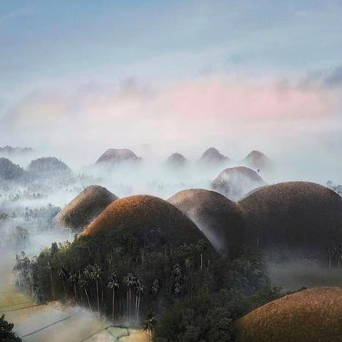 龙小山最新章节揭秘，深渊秘境的神秘面纱