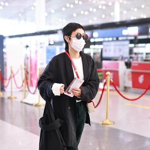 郭采洁短发新造型，时尚个性的完美融合