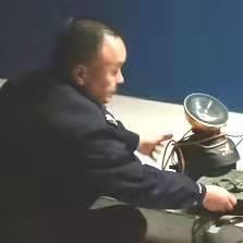 最新款野鸡灯头灯，轻量户外探险必备之选