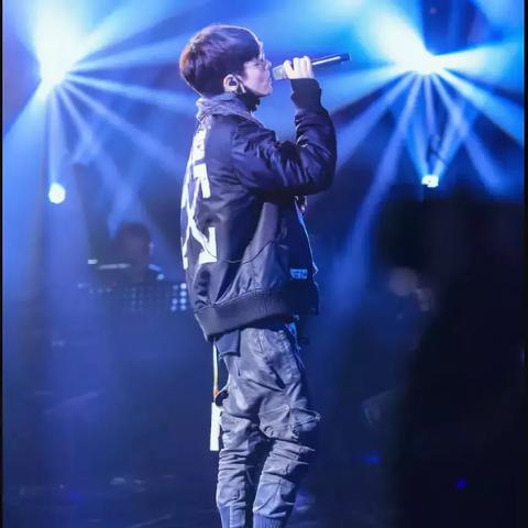 迪玛希最新动态，才华闪耀，全球瞩目！