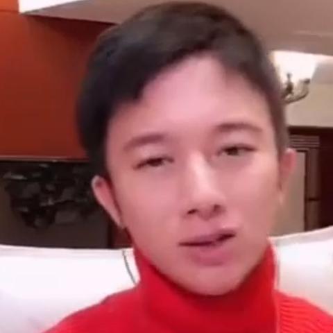 揭秘牌牌琦最新发型，时尚潮流之选